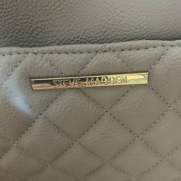 Steve Madden Diaper Bag - Picture 2 of 6